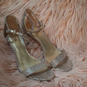 Michael Kors Glitter Heels - Silver and Gold
